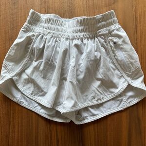 Lululemon Women shorts